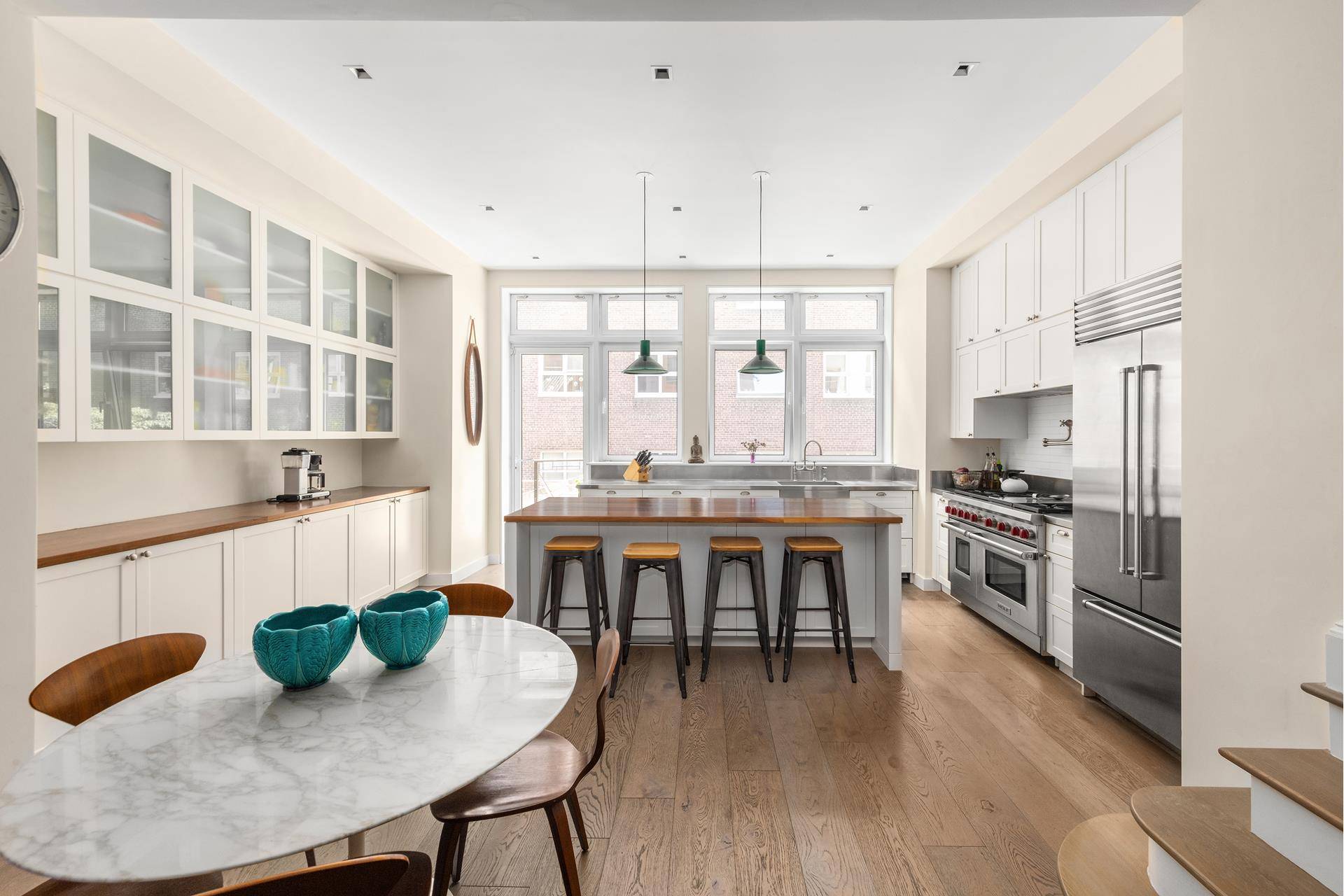 Manhattan, NY 10016,308 E 30TH Street #1