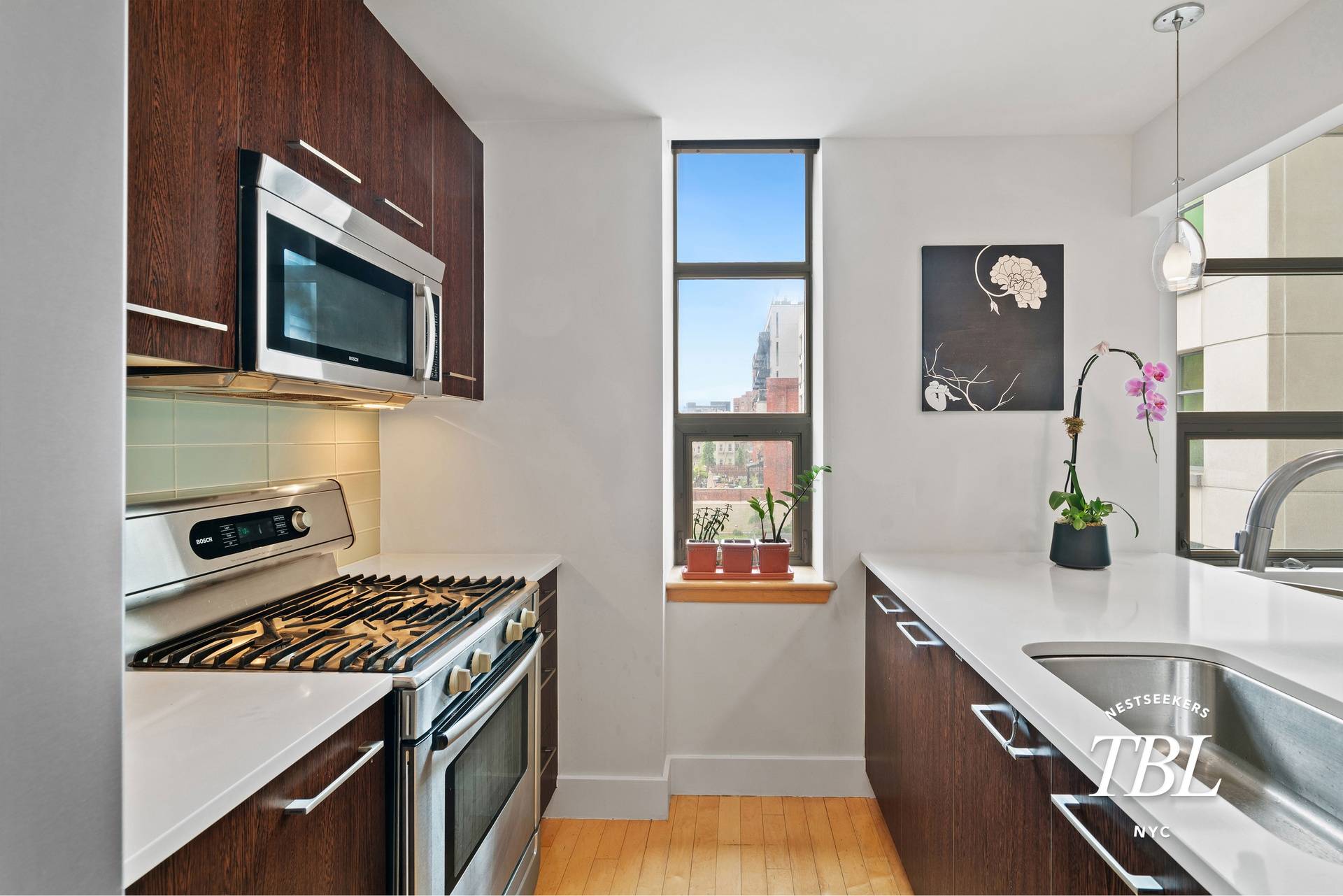 Queens, NY 11101,5-09 48th Avenue #5-M