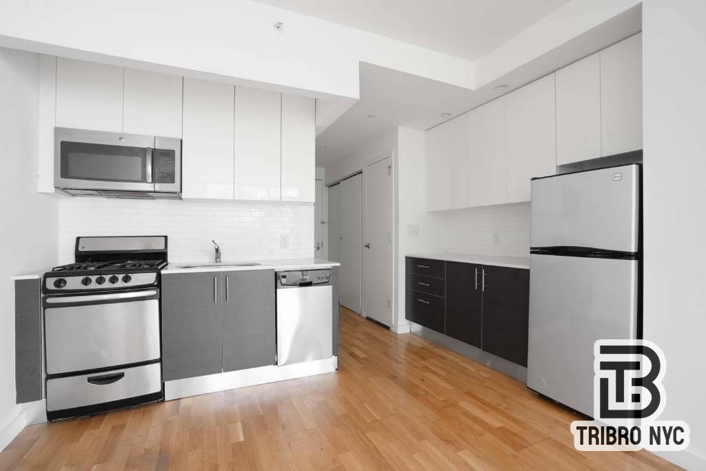 Queens, NY 11102,11-05 30th Road #3J