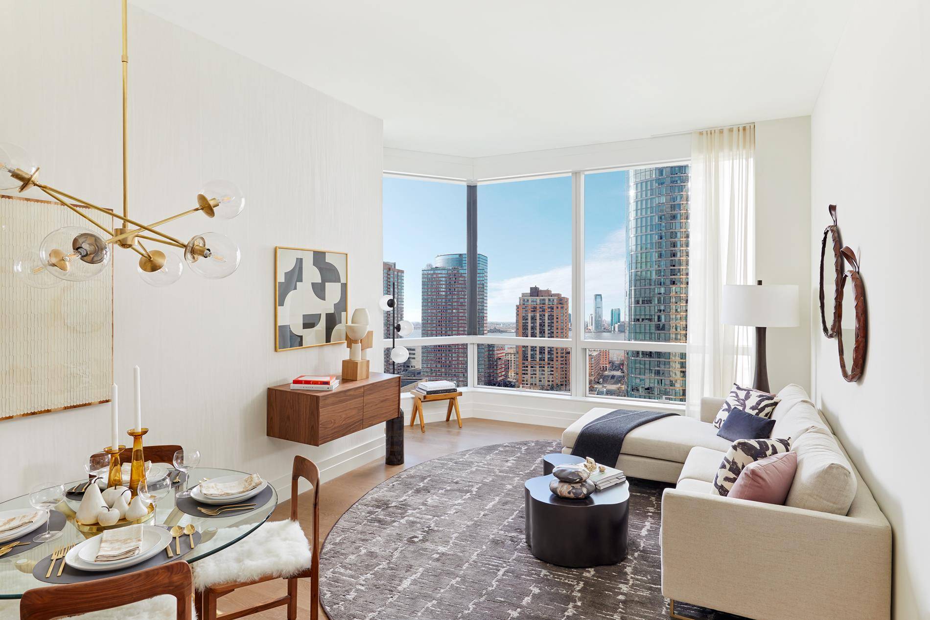 Manhattan, NY 10006,77 Greenwich Street #26-B
