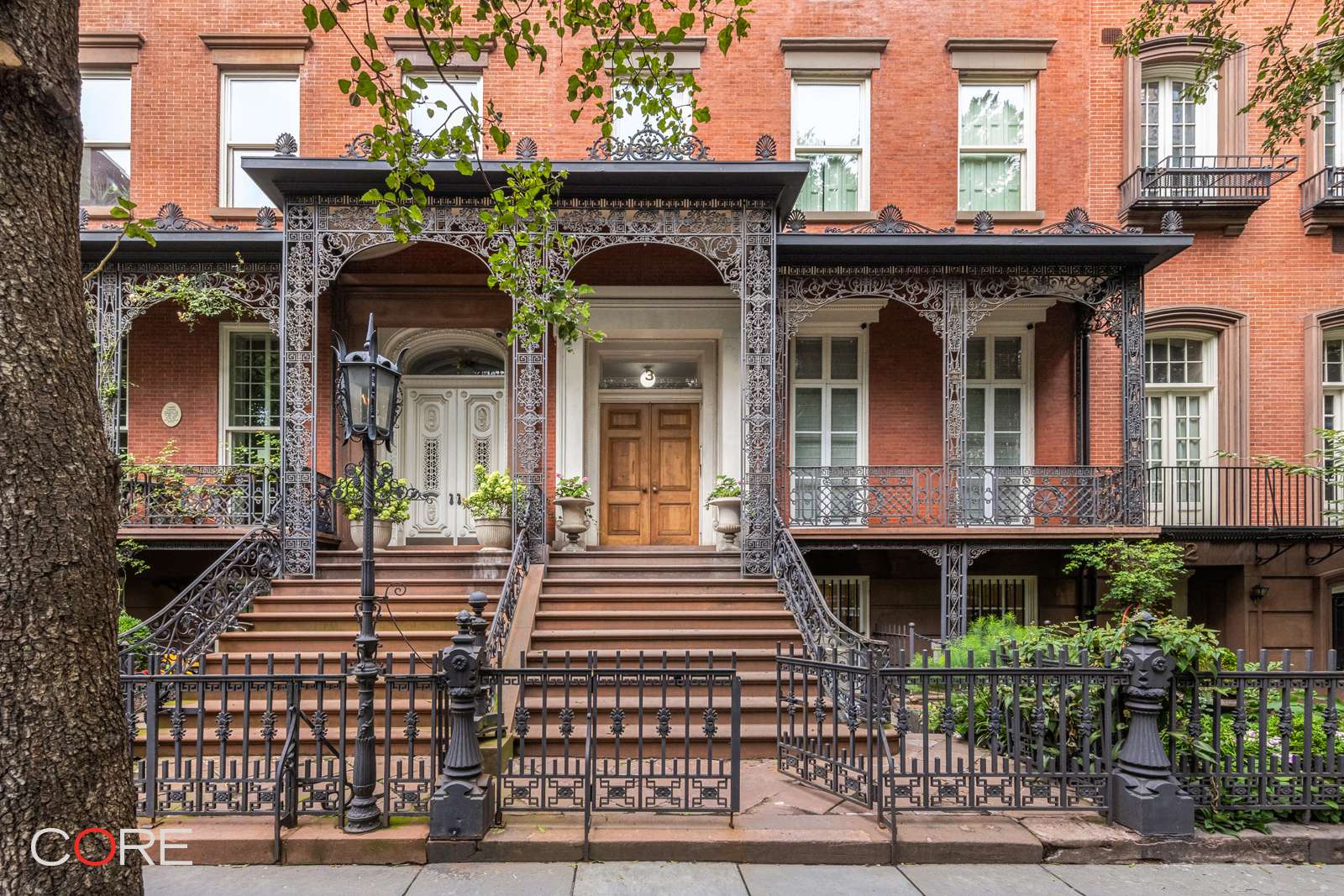 Manhattan, NY 10003,3 Gramercy Park W #1-F