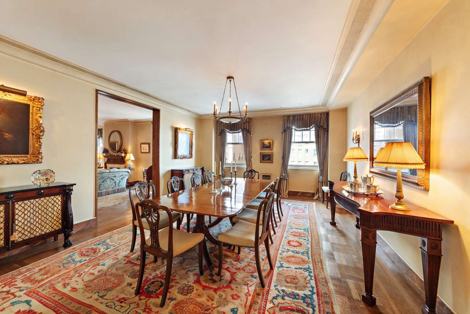 Manhattan, NY 10021,791 PARK Avenue #14B