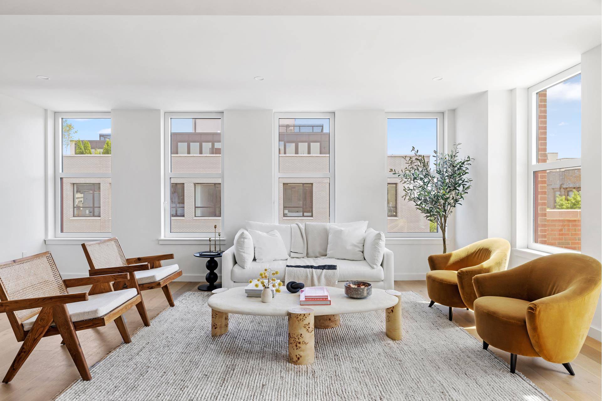 Brooklyn, NY 11222,171 CALYER Street #4B