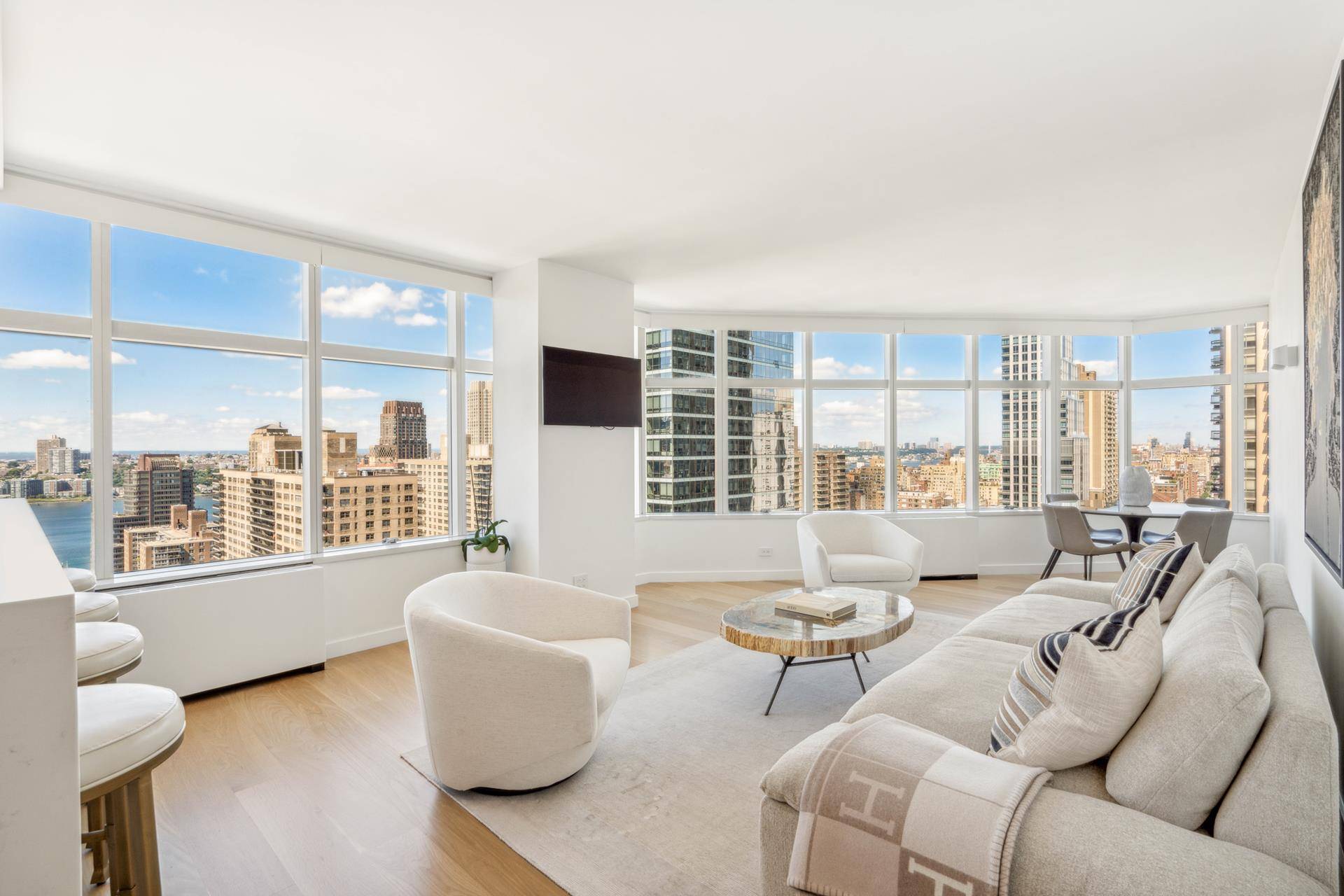 Manhattan, NY 10023,160 W 66TH Street #29B
