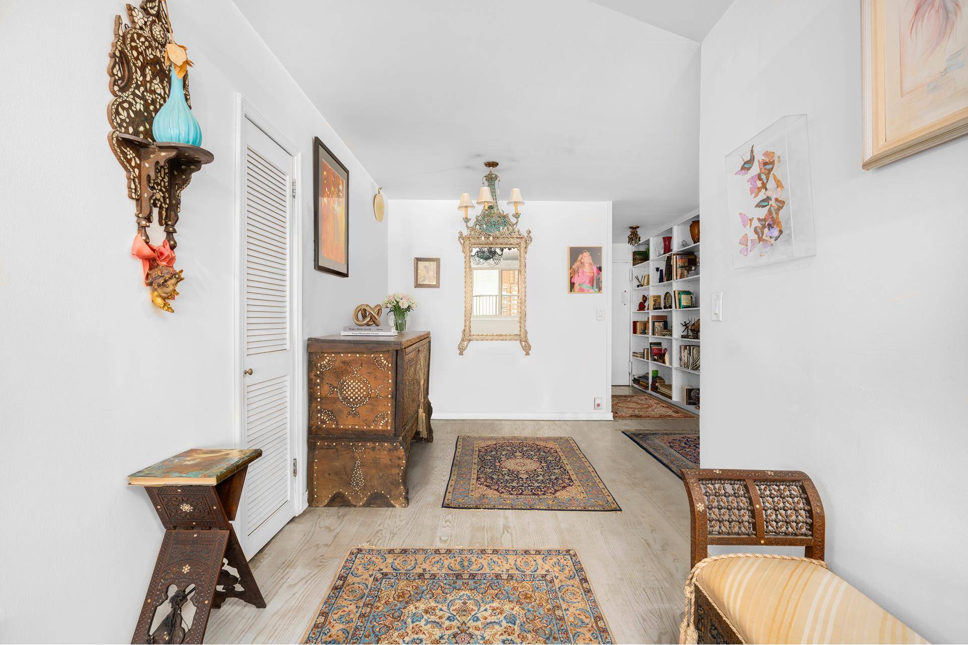 Manhattan, NY 10010,305 E 24TH Street #18C