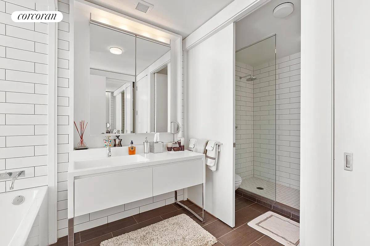 Manhattan, NY 10005,15 WILLIAM Street #31C