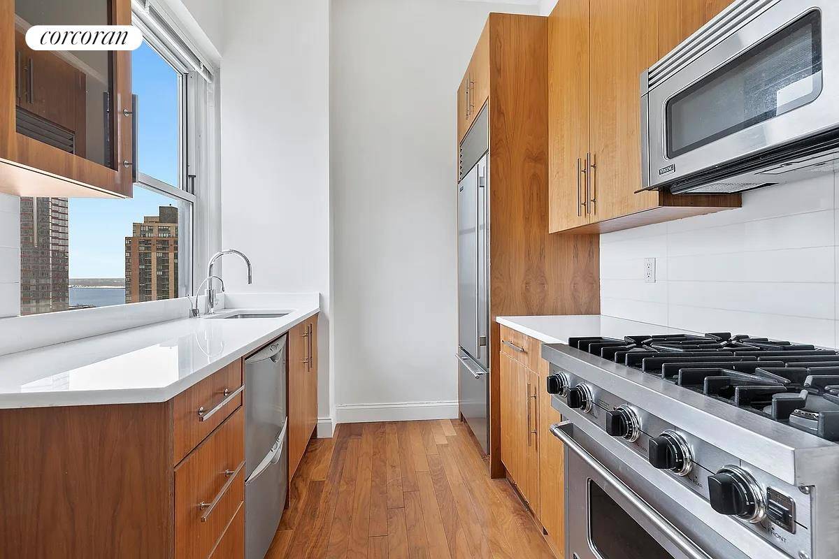 Manhattan, NY 10006,88 GREENWICH Street #1704