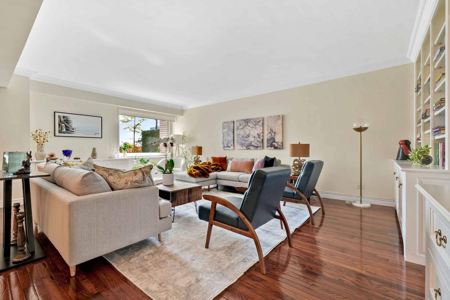 Manhattan, NY 10022,45 Sutton Place S #2-G