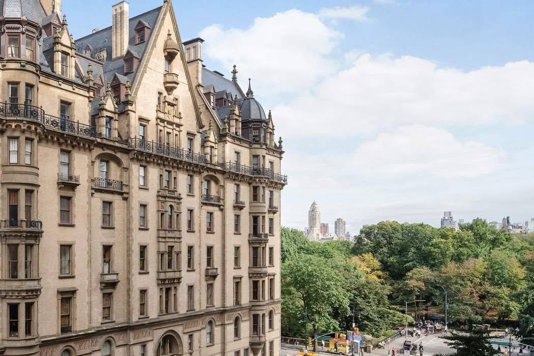 Manhattan, NY 10023,115 Central Park W #7J