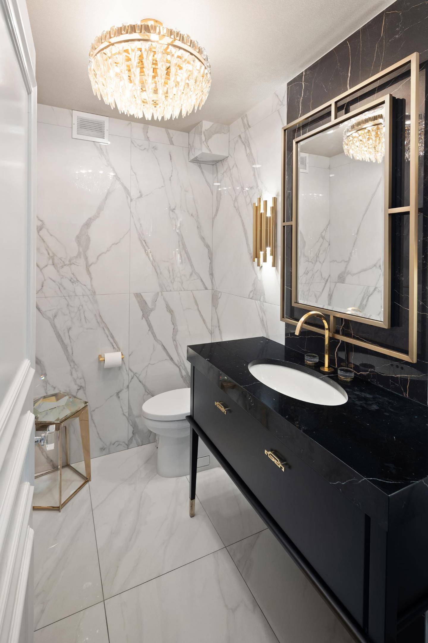 Manhattan, NY 10017,240 E 47th Street #37-EF