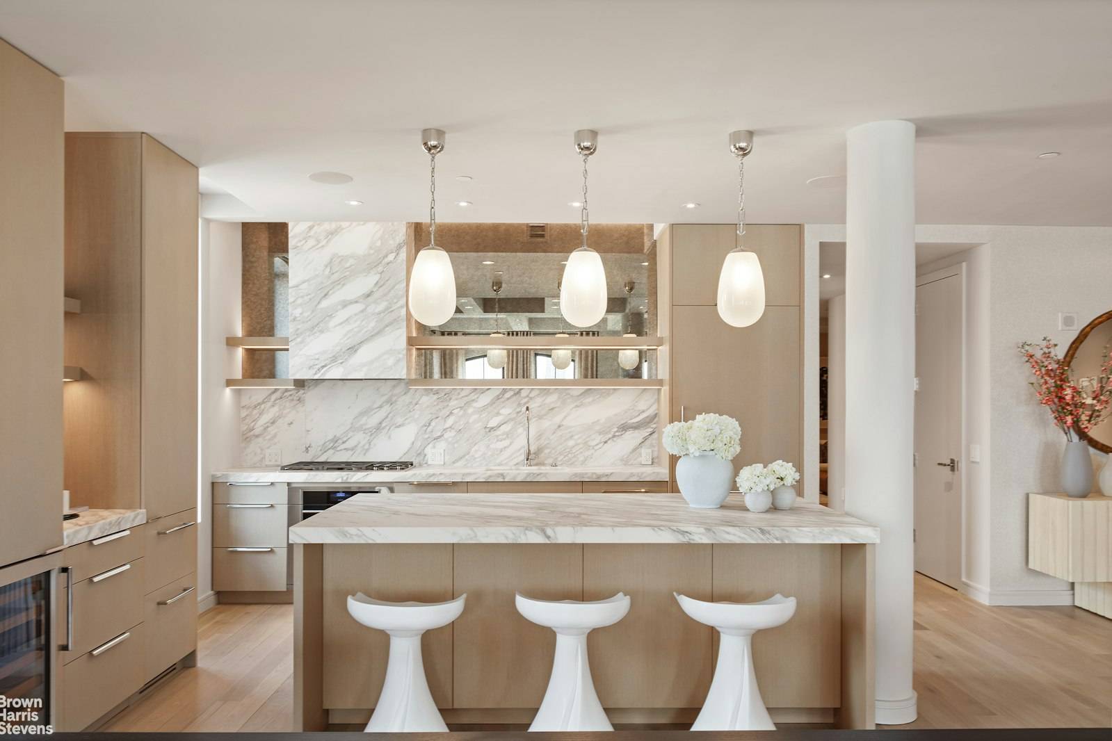 Manhattan, NY 10013,250 WEST Street #10A