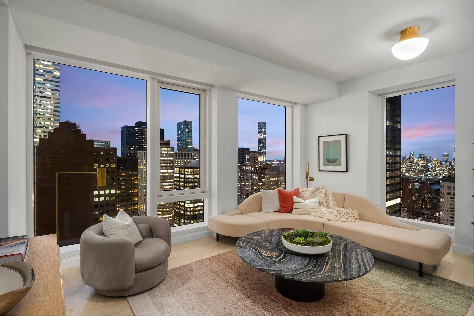 Manhattan, NY 10022,138 E 50TH Street #24B