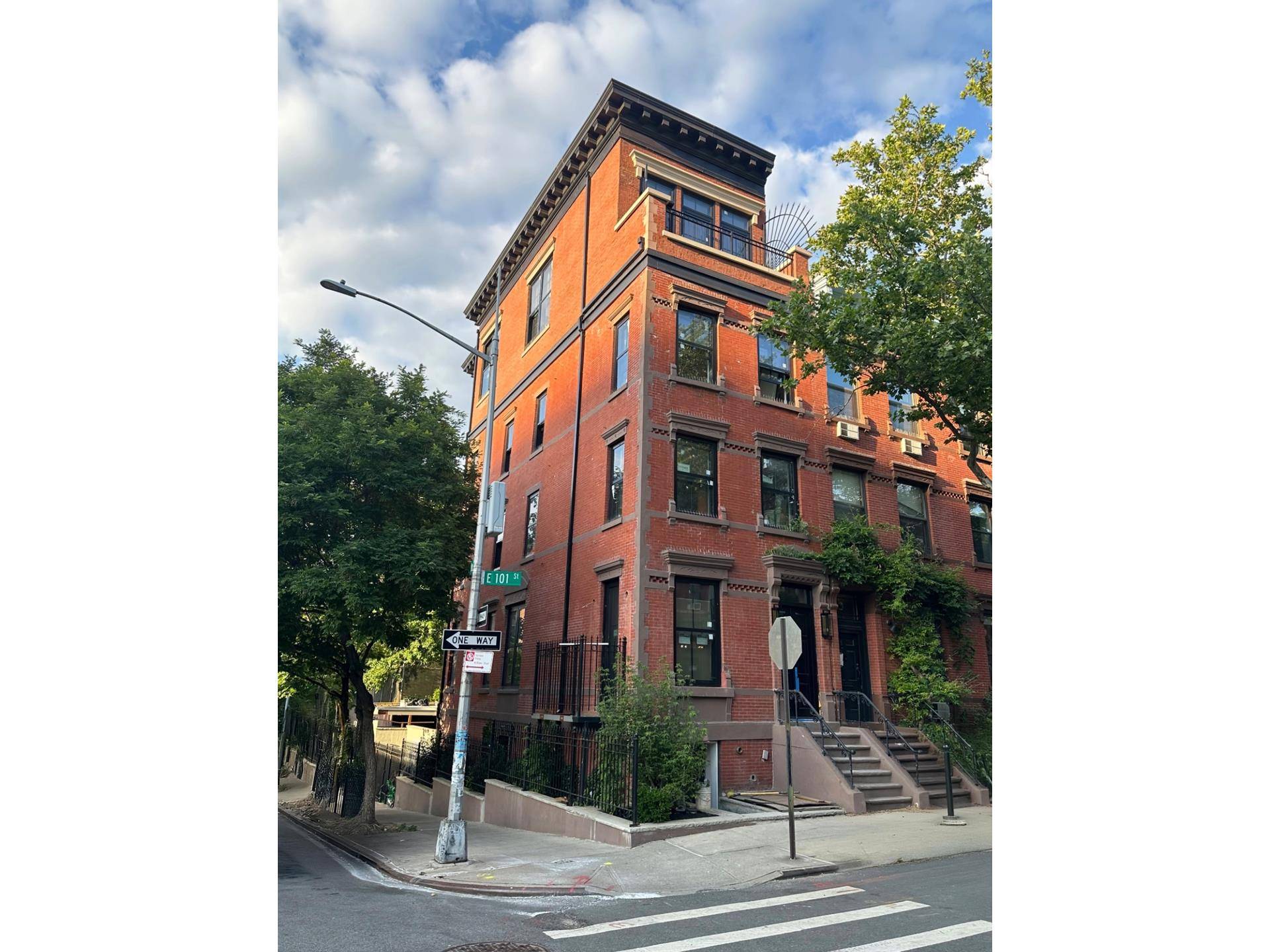 Manhattan, NY 10029,101 E 101ST Street