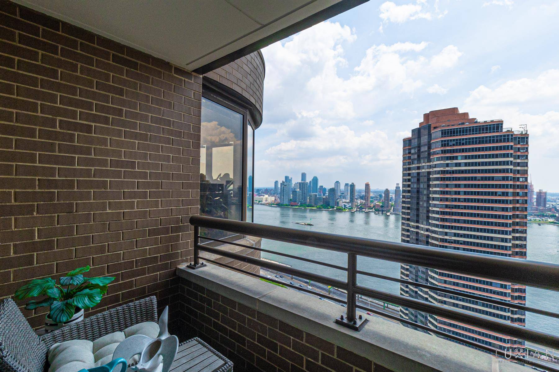 Manhattan, NY 10016,330 E 38th Street #36-N
