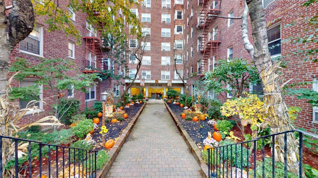 Brooklyn, NY 11220,9707 4th Avenue #4G