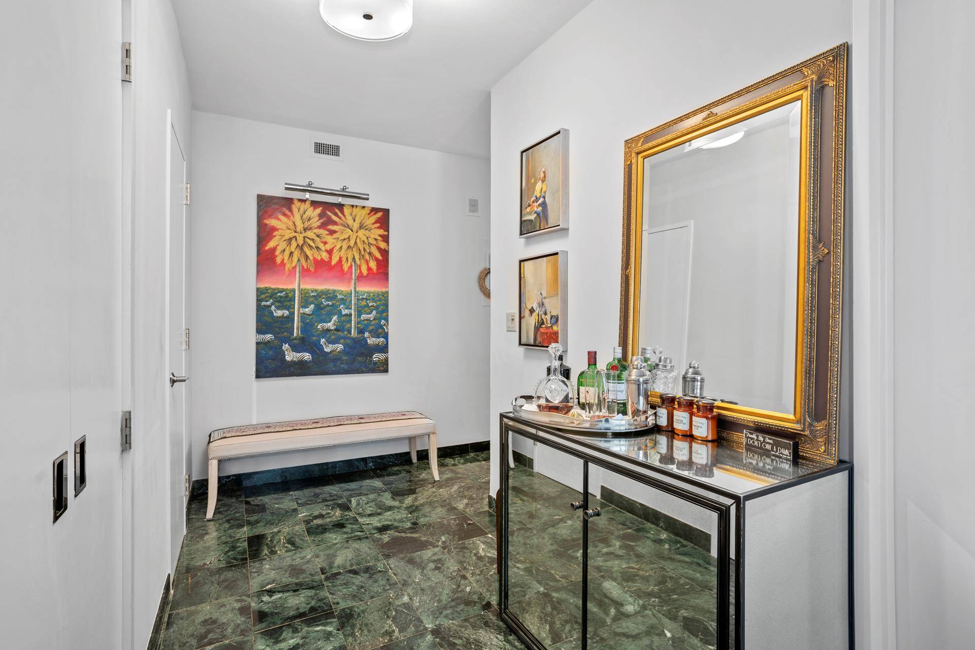 Manhattan, NY 10022,721 5TH Avenue #33G