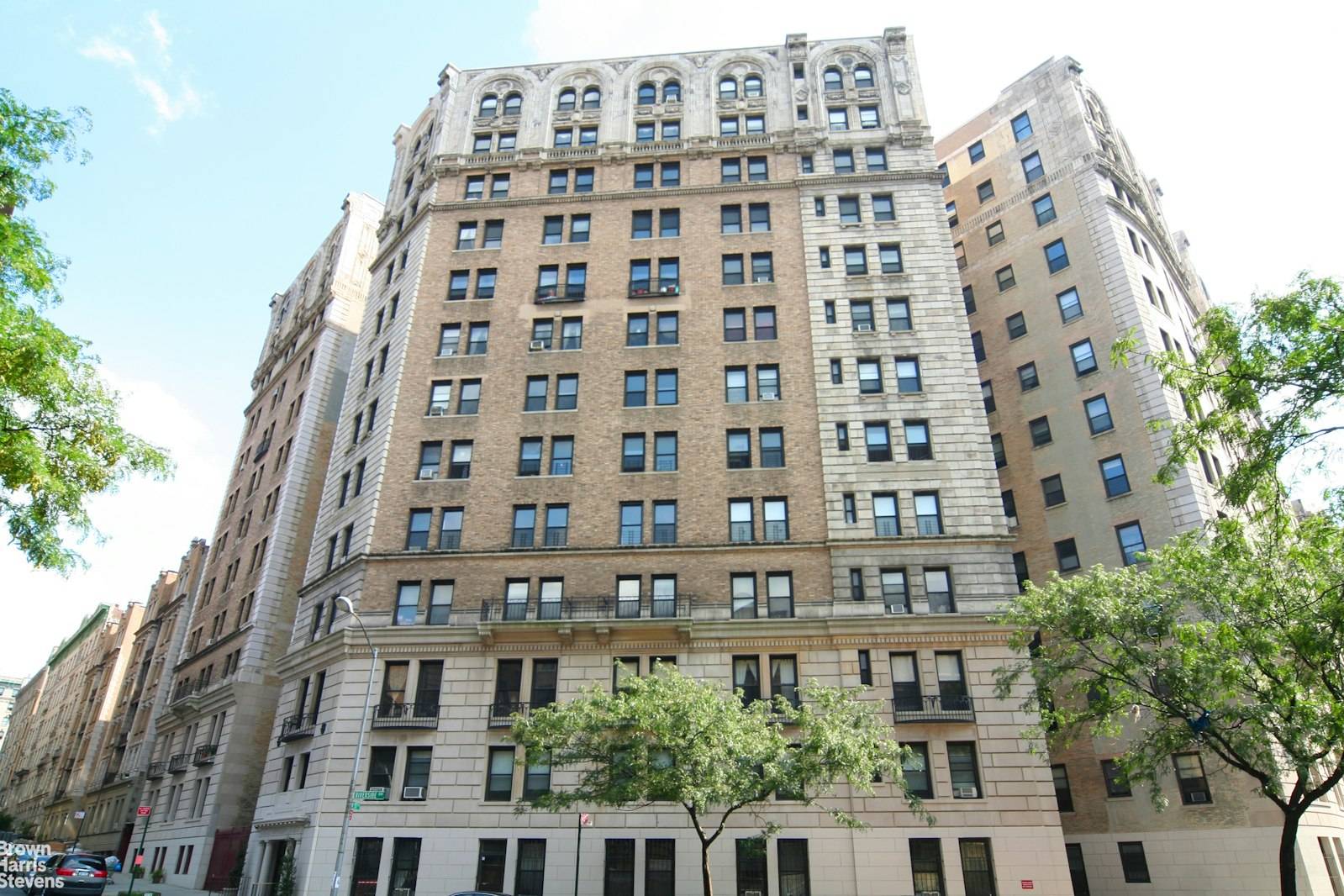 Manhattan, NY 10032,790 RIVERSIDE Drive #6E