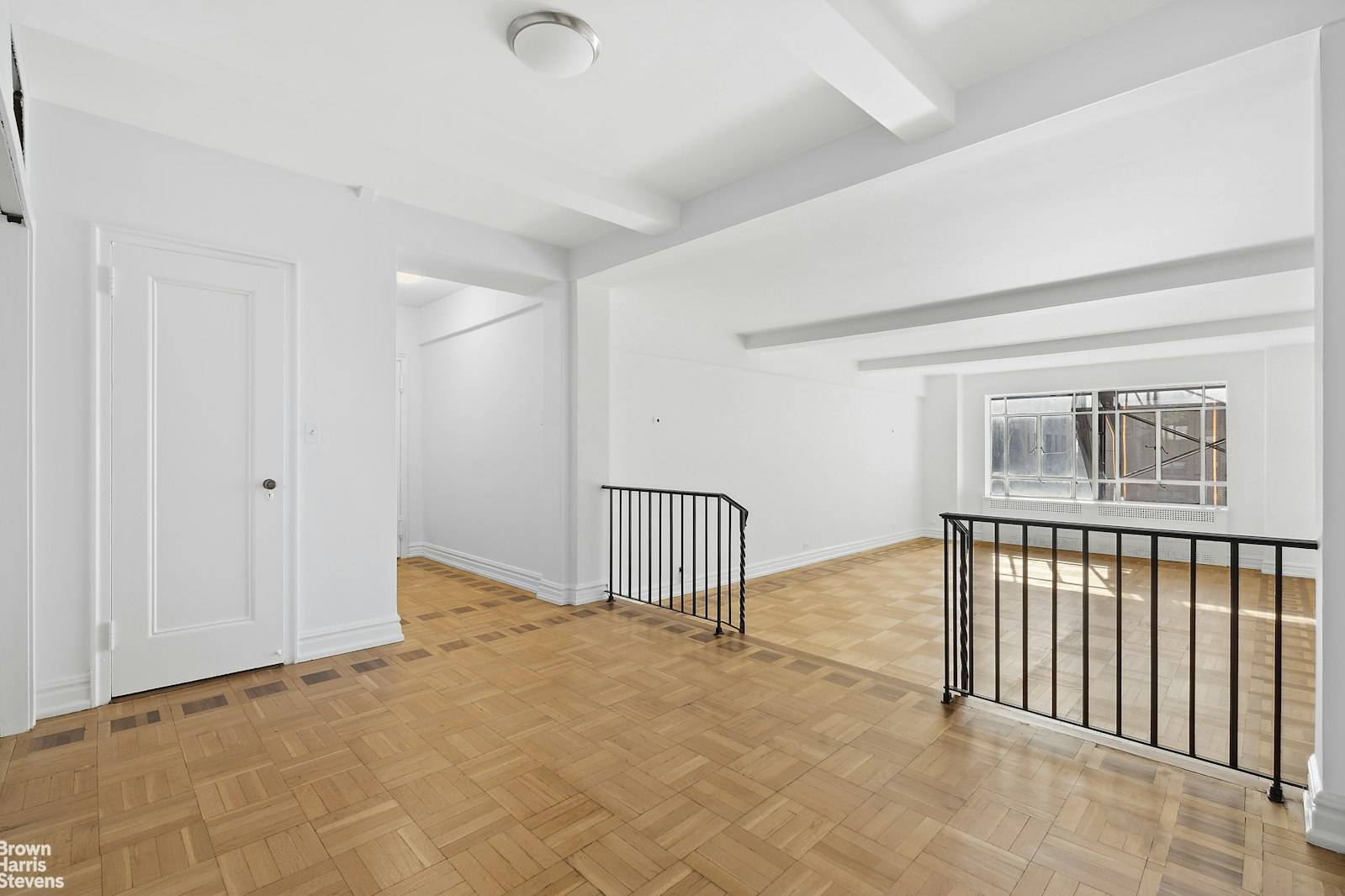Manhattan, NY 10128,19 E 88TH Street #10D