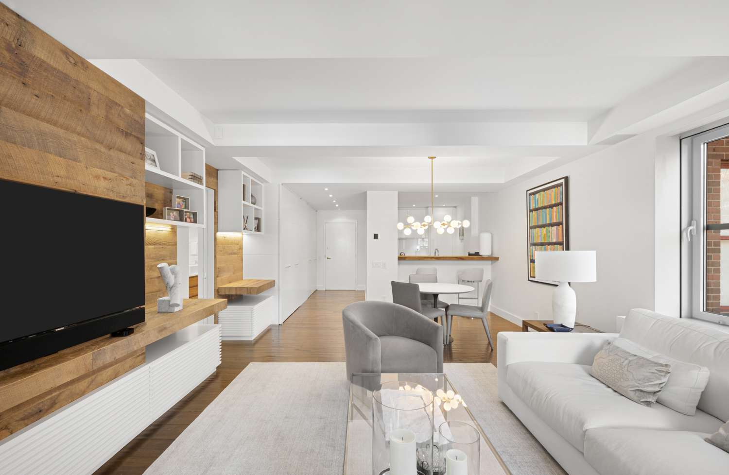 Manhattan, NY 10021,40 E 61ST Street #10C