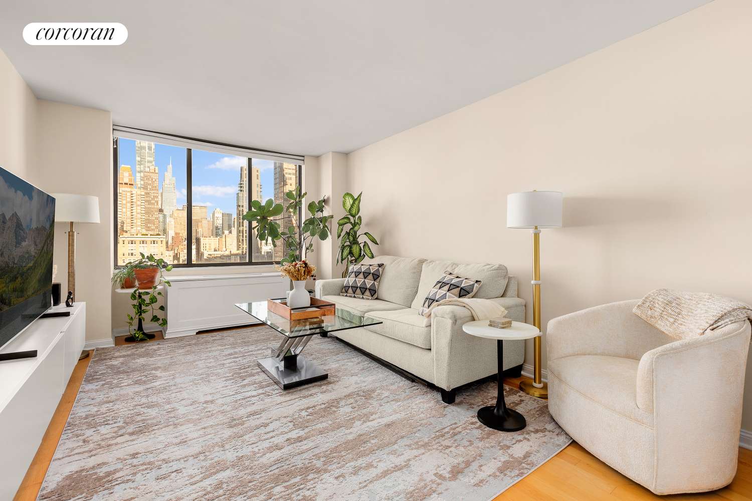 Manhattan, NY 10010,5 E 22ND Street #30L
