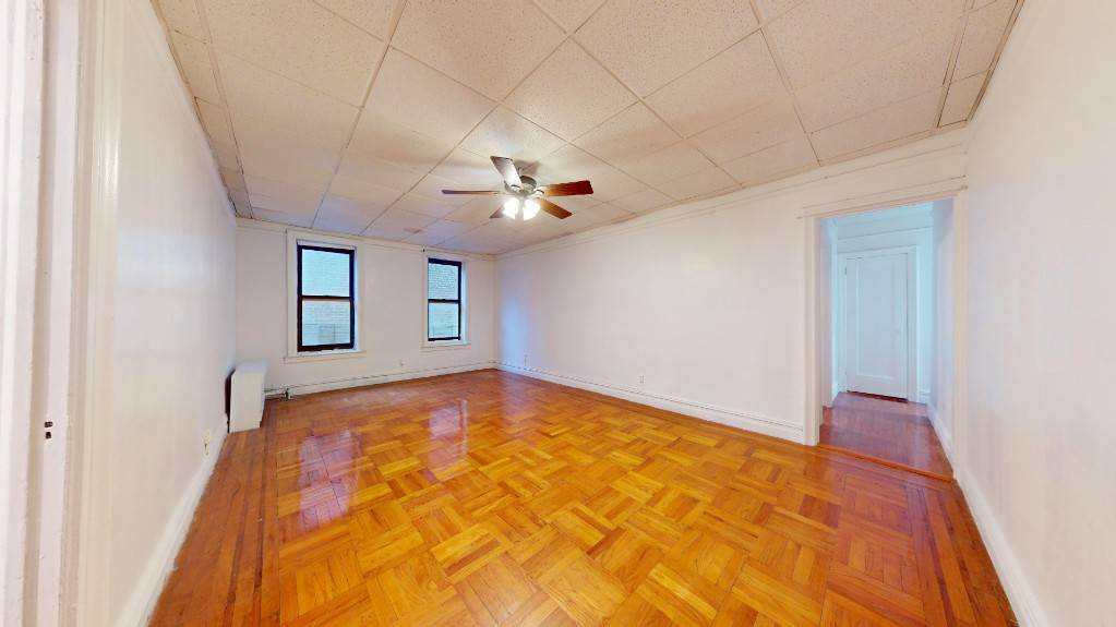 Brooklyn, NY 11209,7101 Colonial Road #R3H