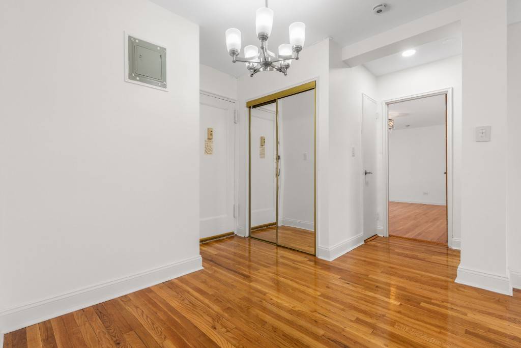 Queens, NY 11377,65-15 38th Avenue #5W