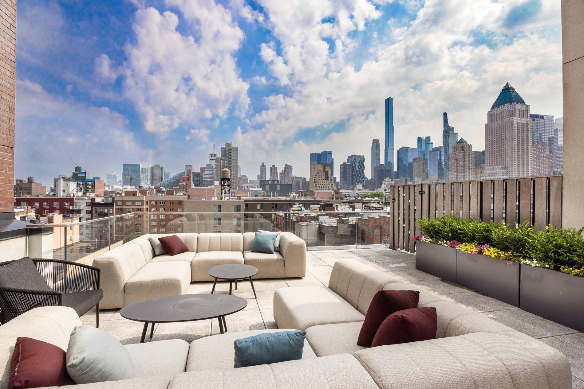 Manhattan, NY 10036,500 W 45th Street #210