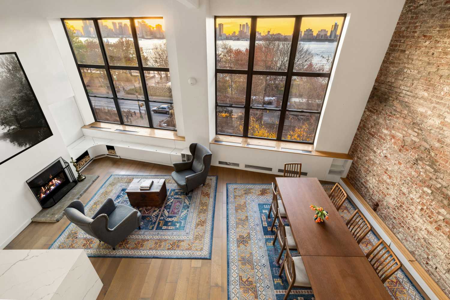 Manhattan, NY 10014,377 W 11TH Street #3G