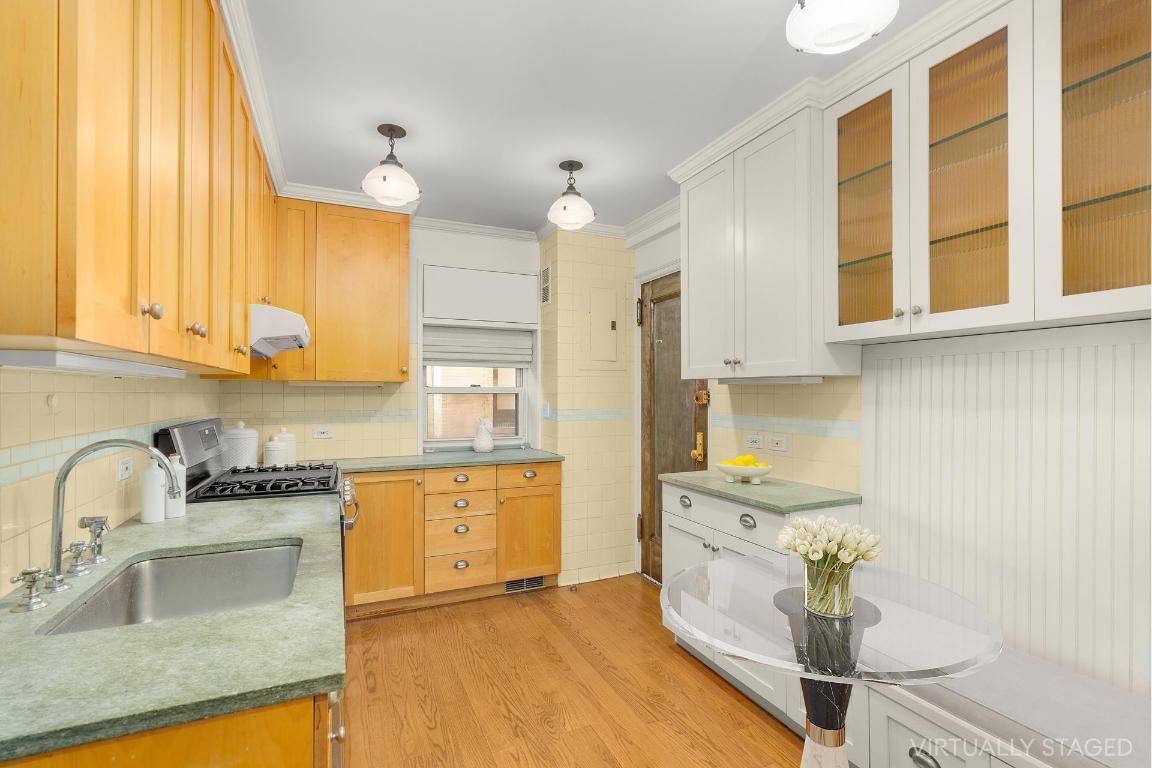 Manhattan, NY 10024,400 W END Avenue #8B