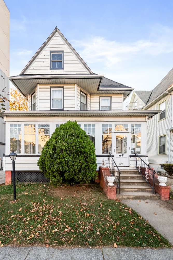 Brooklyn, NY 11210,890 E 34TH Street