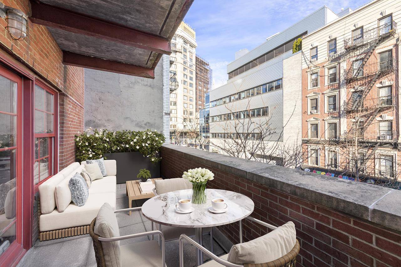 Manhattan, NY 10012,202 Spring Street #3