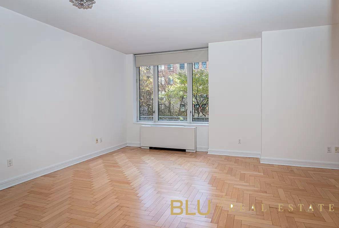 Manhattan, NY 10069,220 Riverside Boulevard #3-W