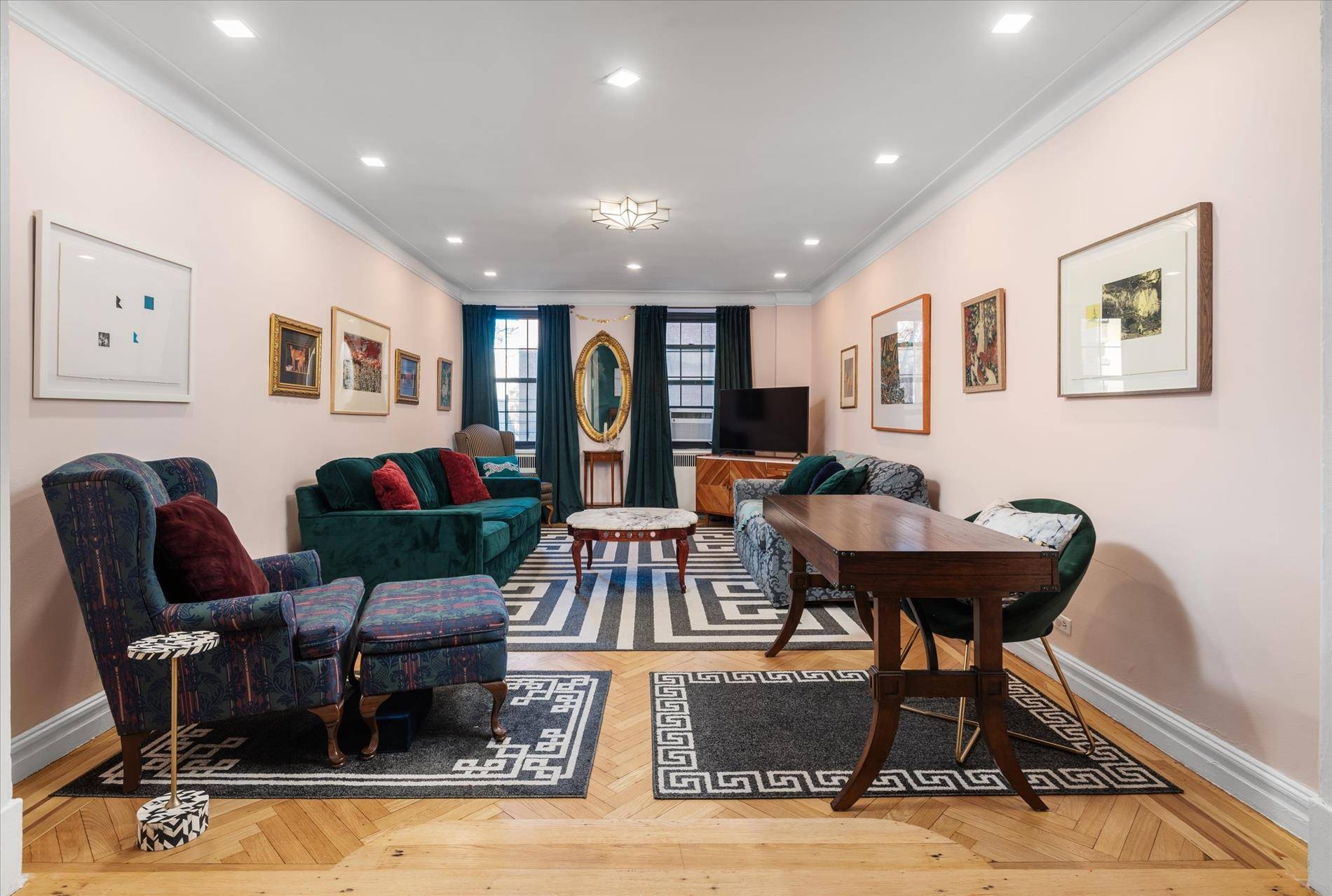 Manhattan, NY 10034,50 Park Terrace W #1-H