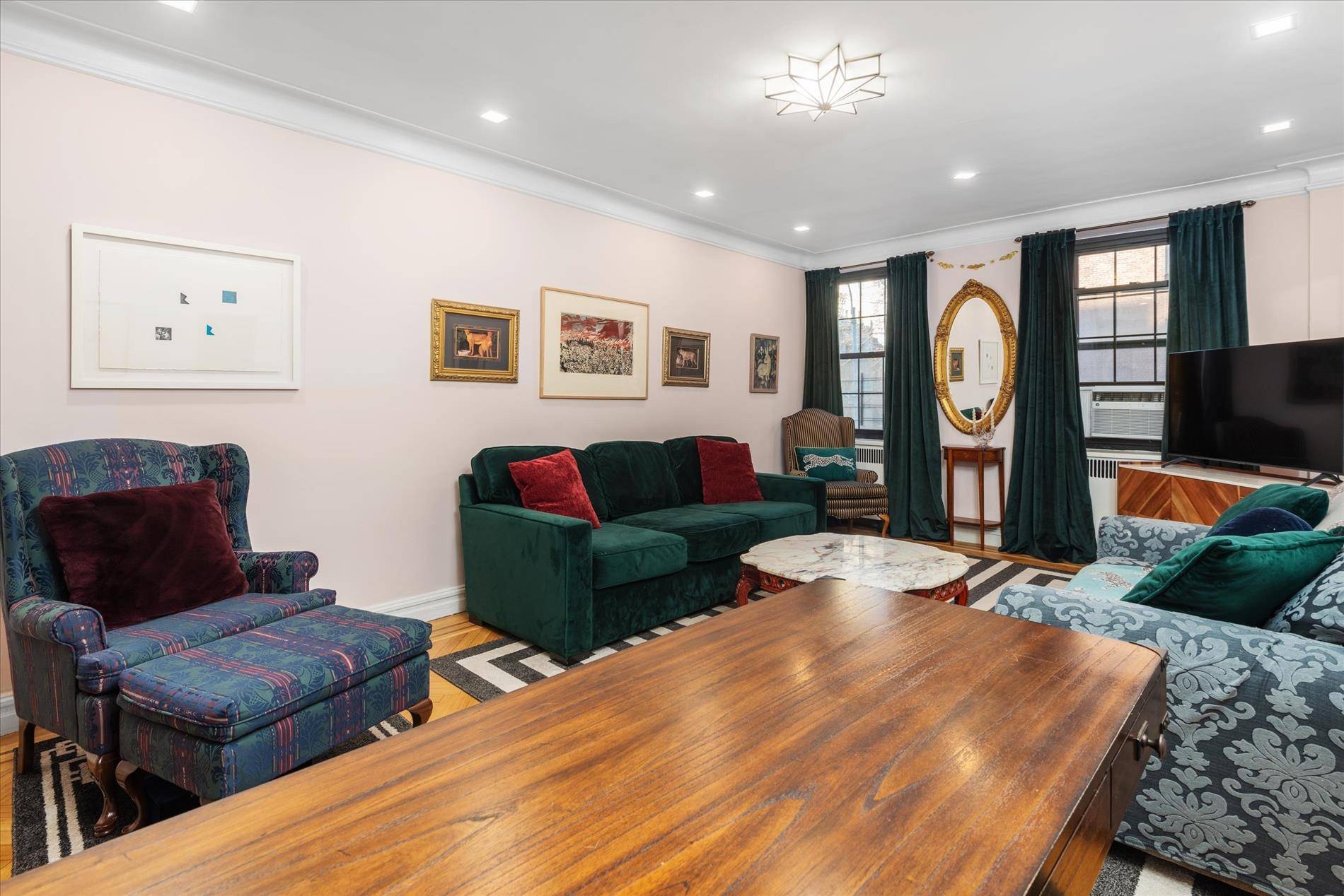 Manhattan, NY 10034,50 Park Terrace W #1-H