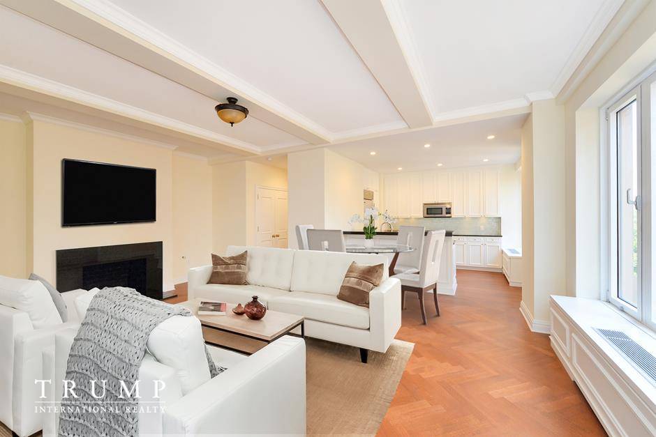 Manhattan, NY 10019,100 Central Park S #11-D