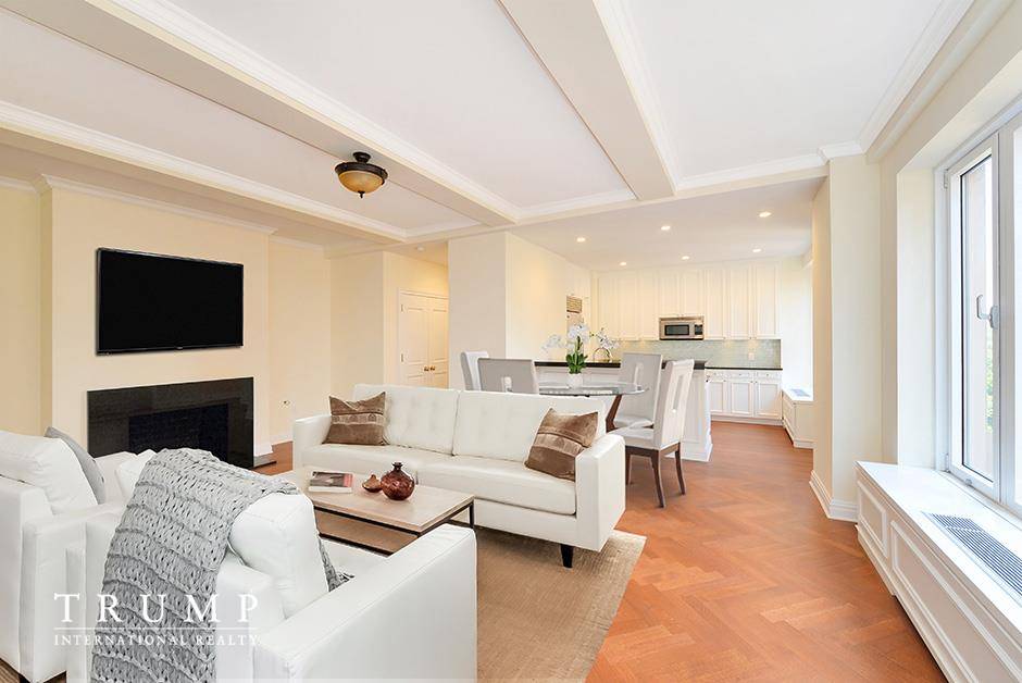 Manhattan, NY 10019,100 Central Park S #11-D