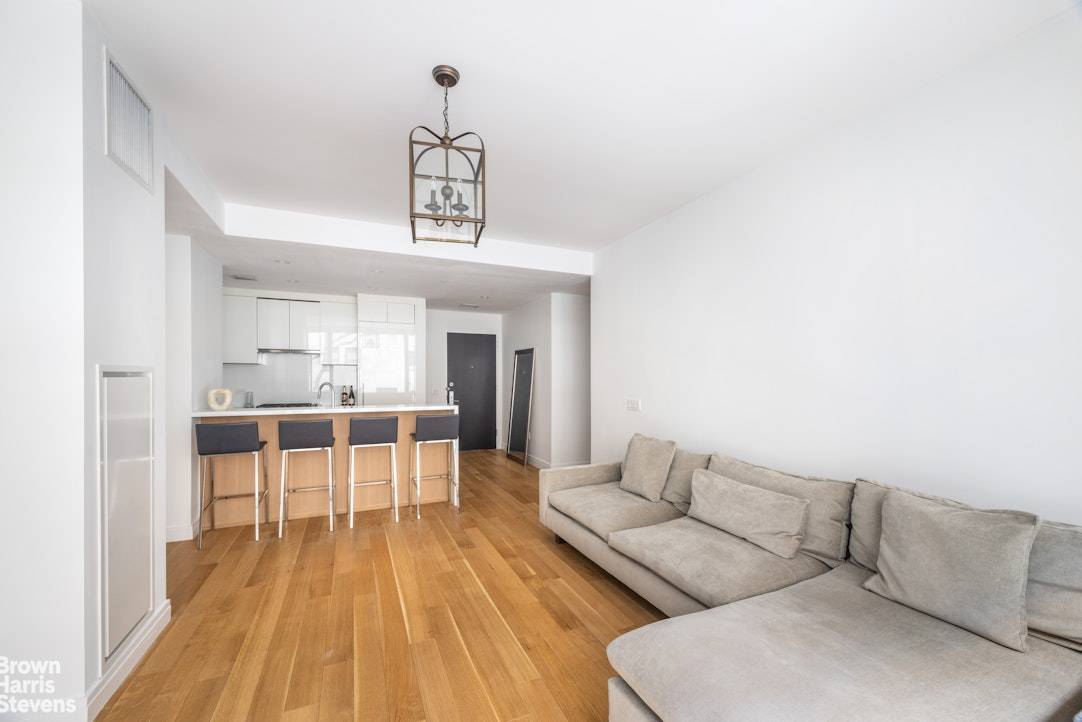 Manhattan, NY 10003,230 E 20TH Street #23