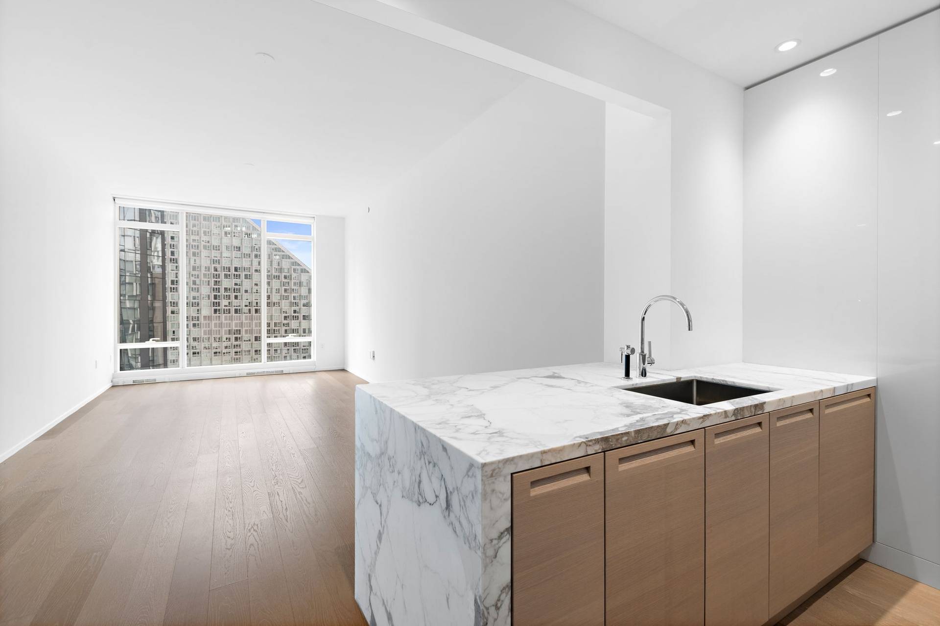 Manhattan, NY 10069,30 Riverside Boulevard #20-K