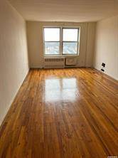 Queens, NY 11428,222-89 Braddock Avenue #6-B