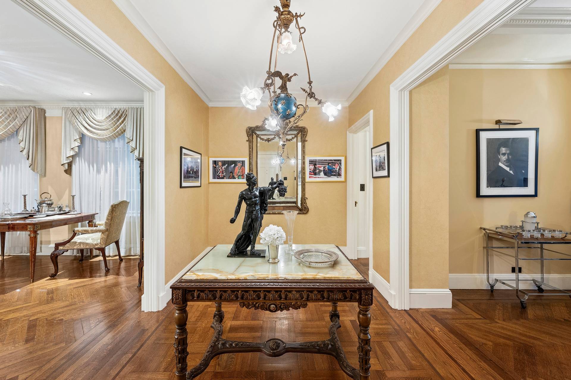 Manhattan, NY 10022,14 Sutton Place S #1-B
