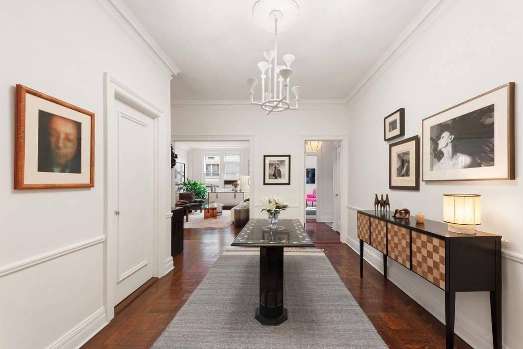 Manhattan, NY 10128,1155 Park Avenue #10NE