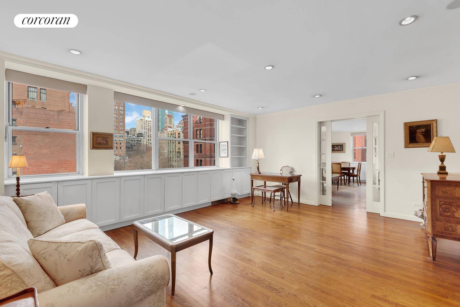 Manhattan, NY 10003,32 GRAMERCY Park S #9KL