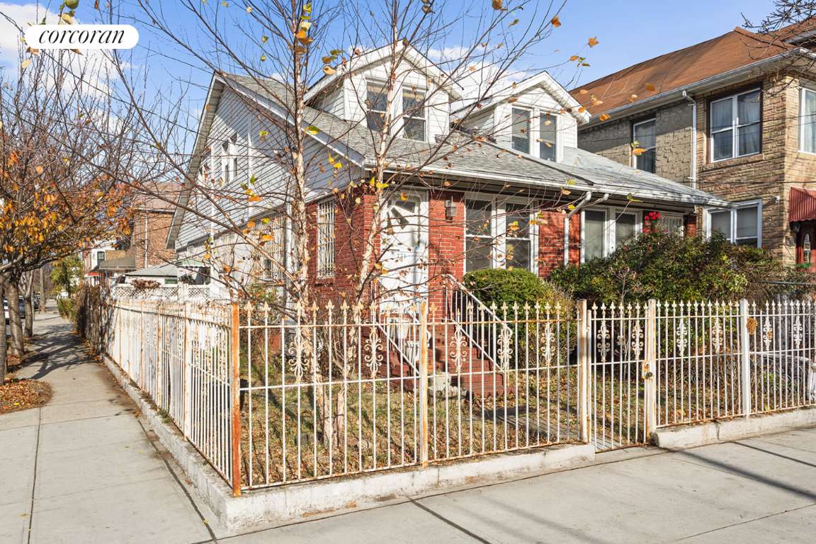 Brooklyn, NY 11203,771 LINDEN Boulevard