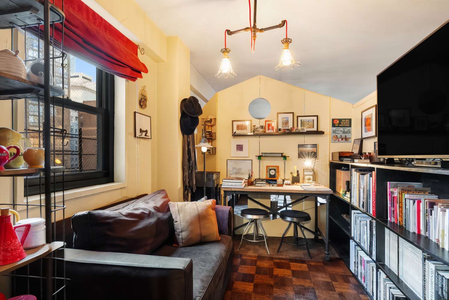 Manhattan, NY 10022,411 E 57TH Street #12A