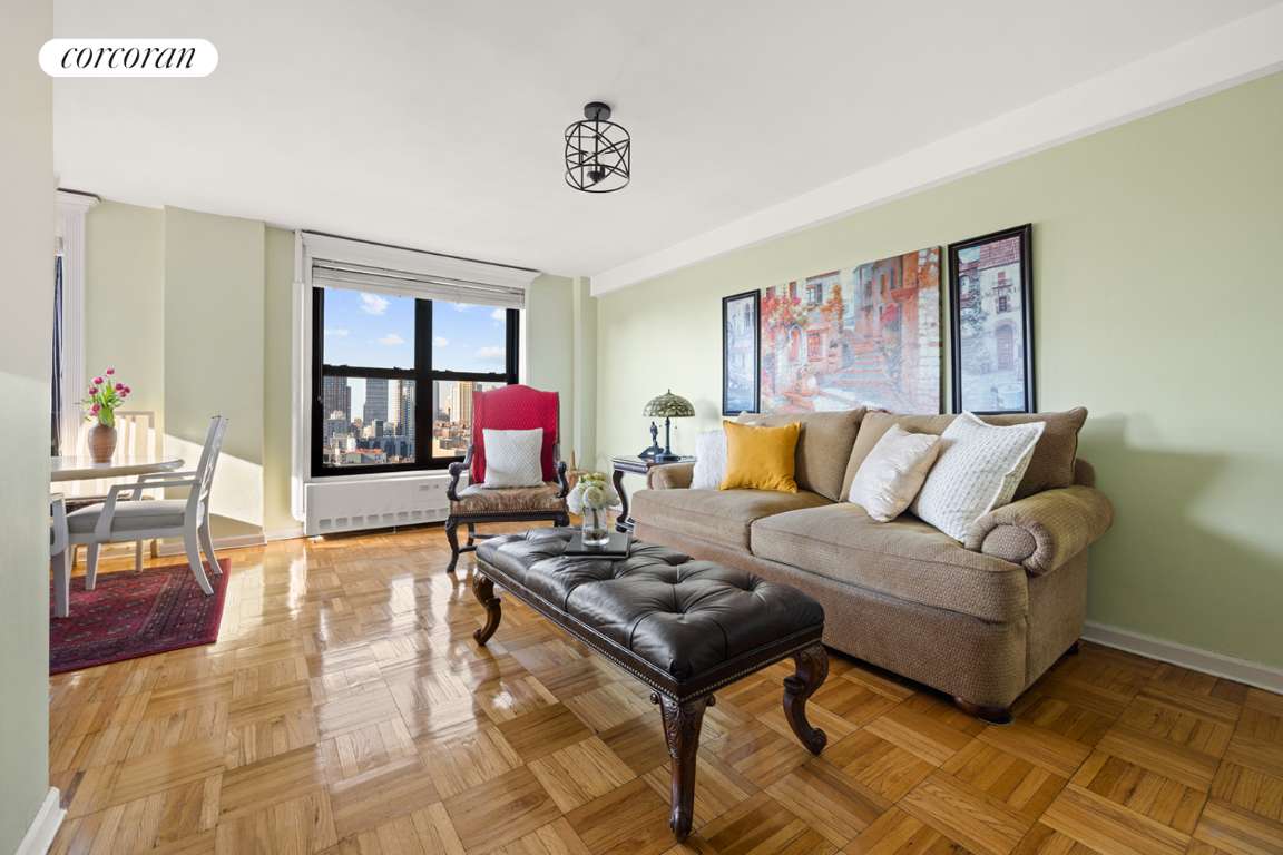 Brooklyn, NY 11205,185 CLINTON Avenue #12H