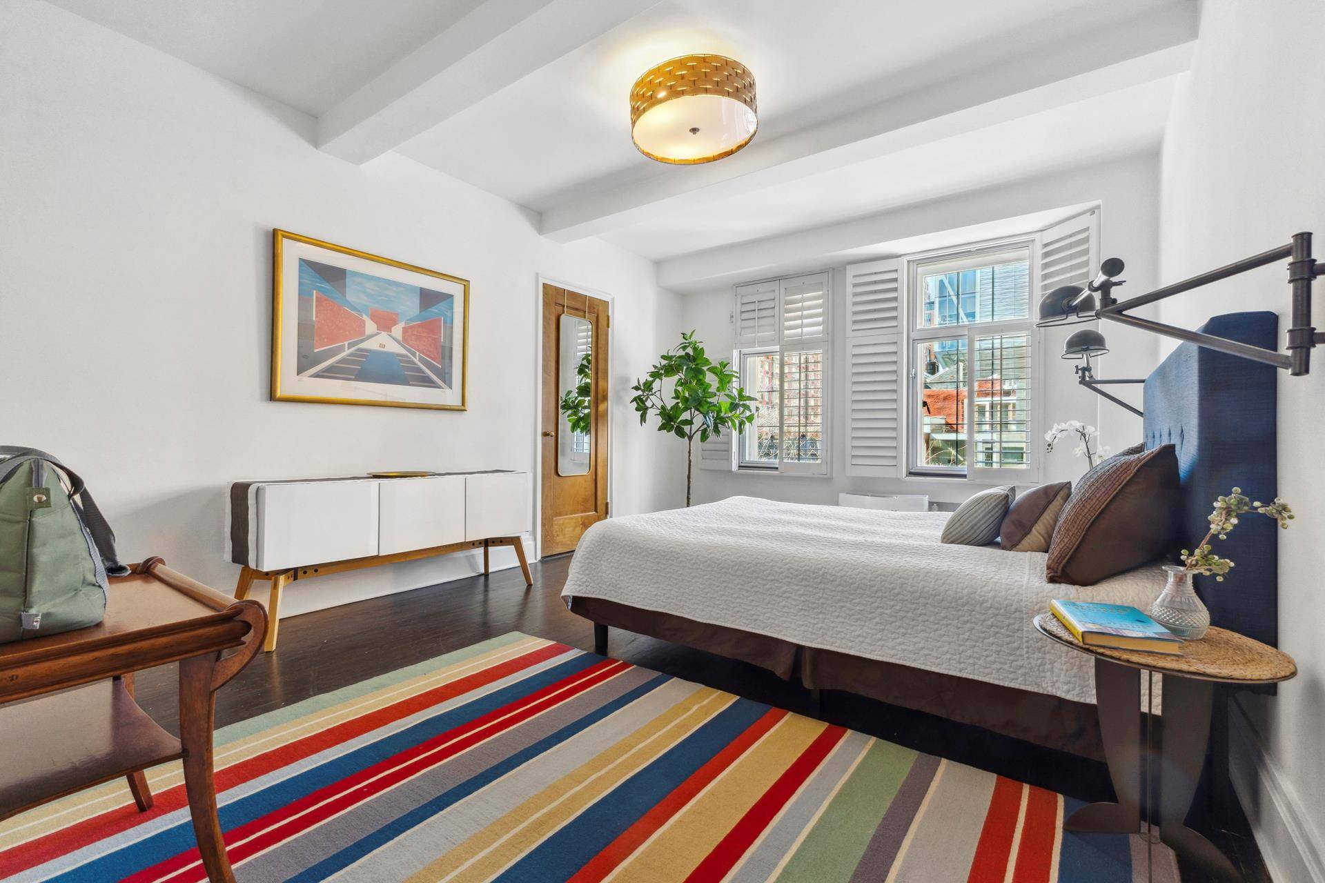 Manhattan, NY 10011,465 W 23RD Street #3B
