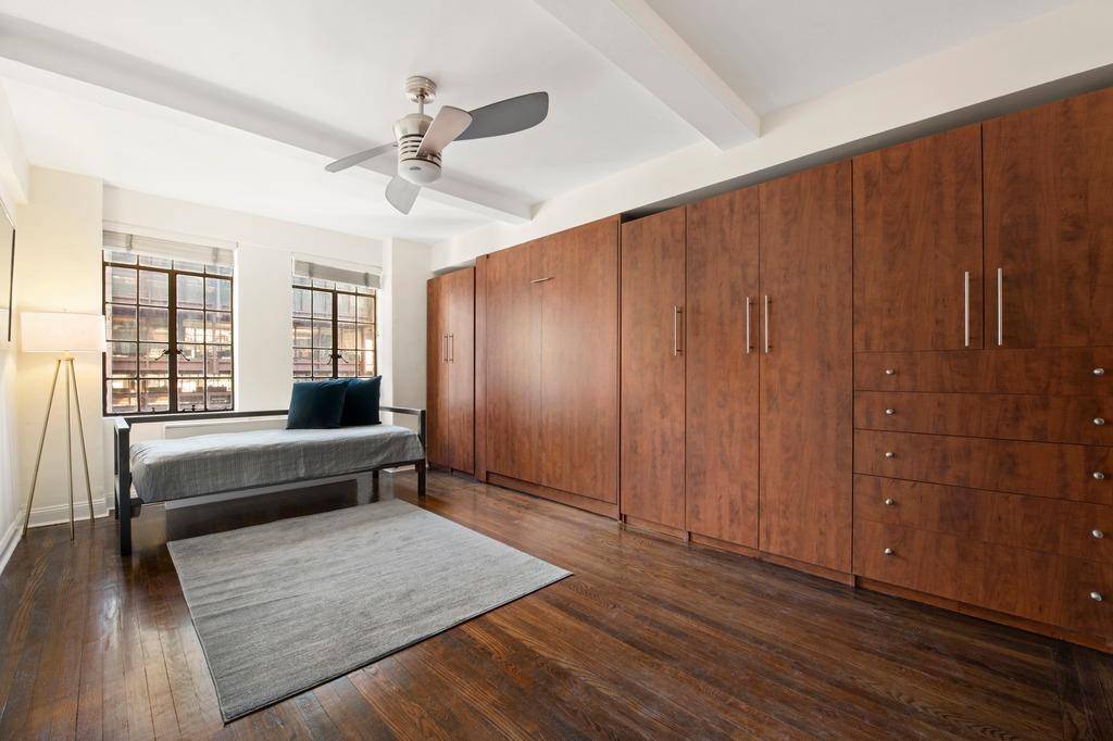 Manhattan, NY 10017,320 E 42nd Street #1308