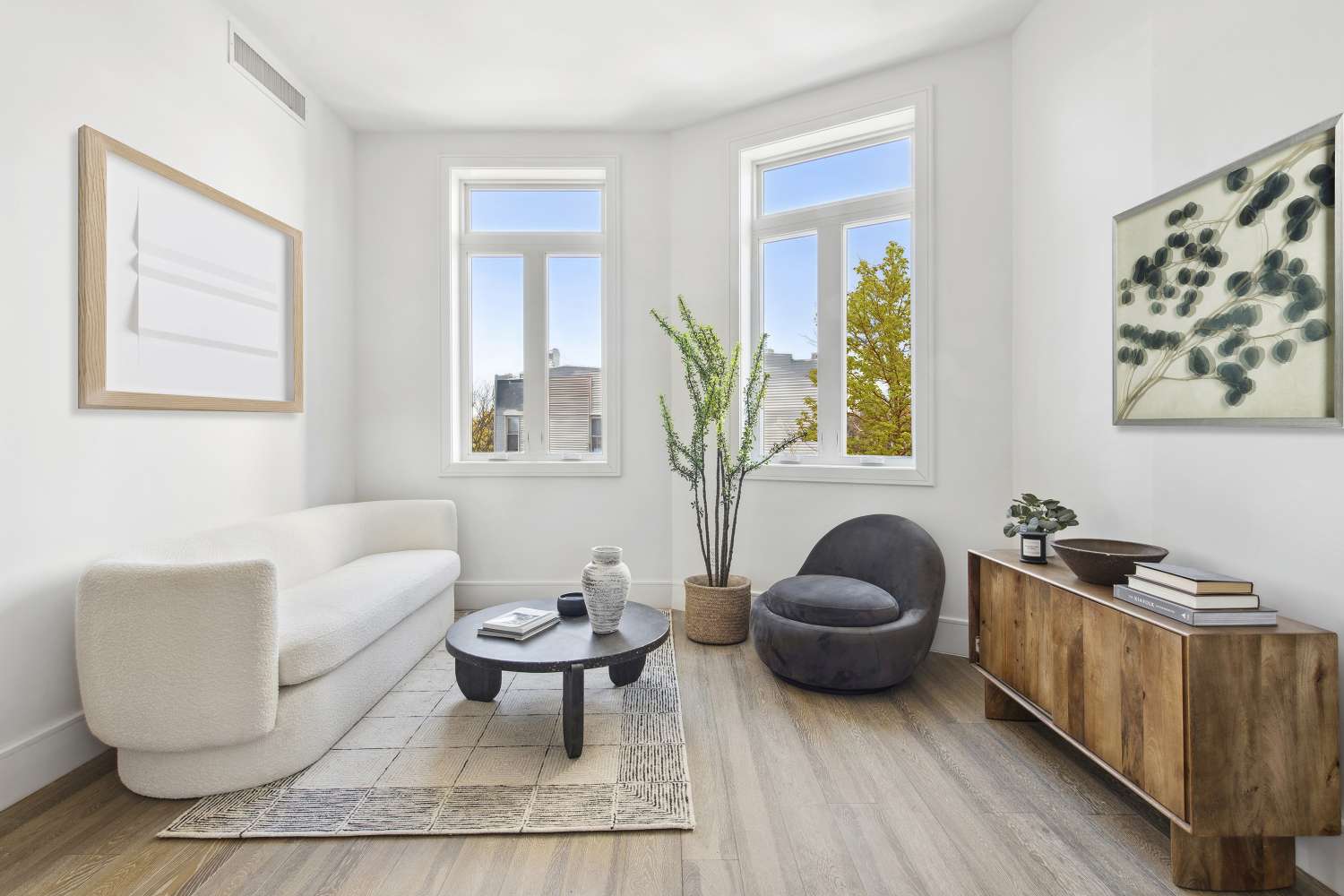 Brooklyn, NY 11222,68 N HENRY Street #4B