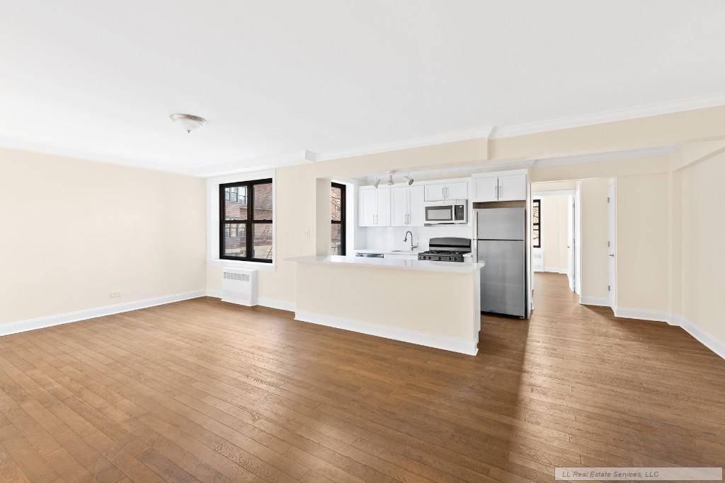 Manhattan, NY 10040,4523 Broadway #3B