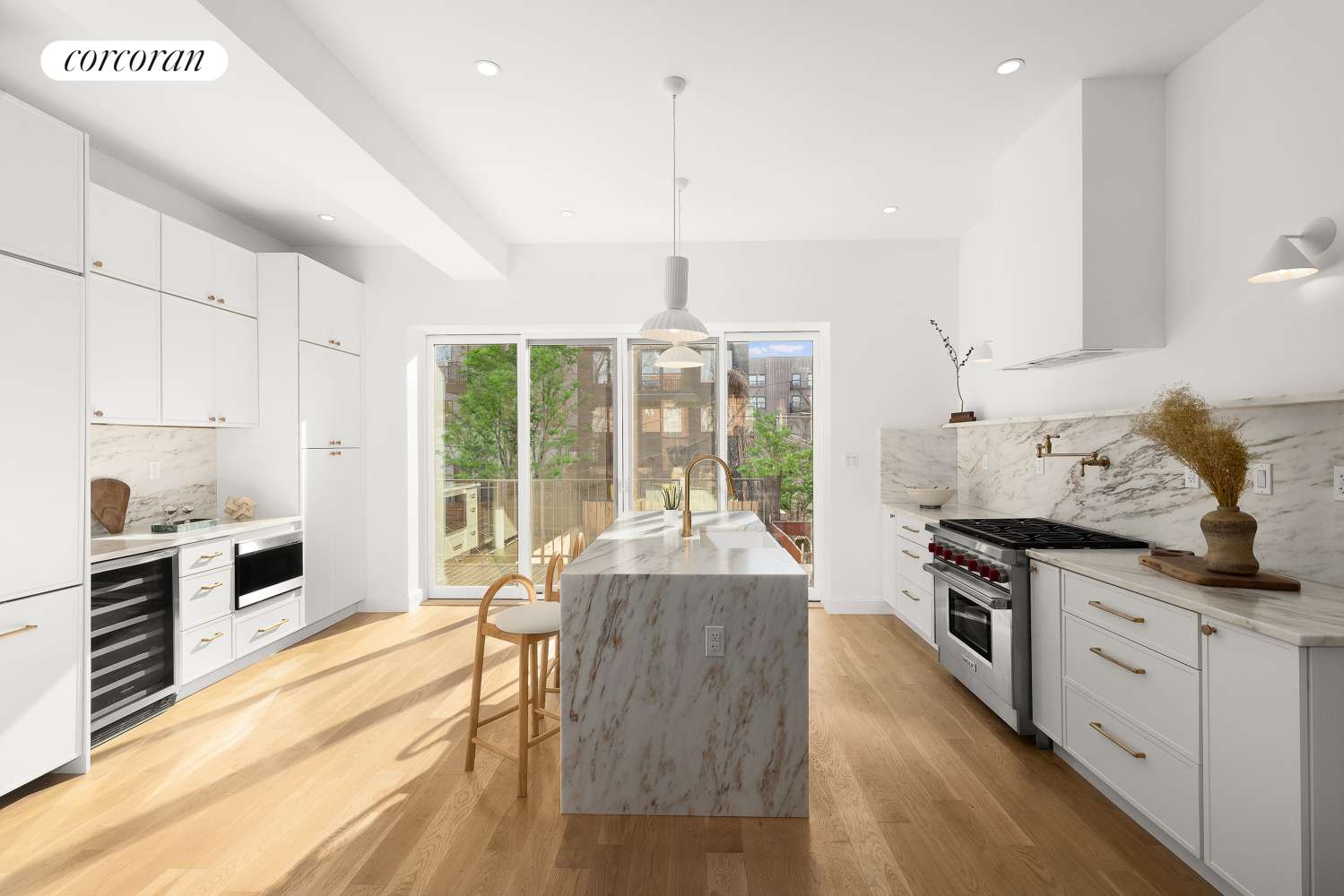 Brooklyn, NY 11221,668 LEXINGTON Avenue